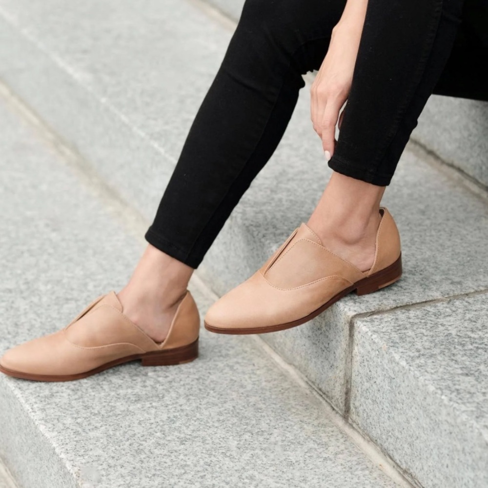 Nisolo Emma Brandy Tan‎ Leather d'Orsay Oxford Flat Slip On Point Toe Women’s